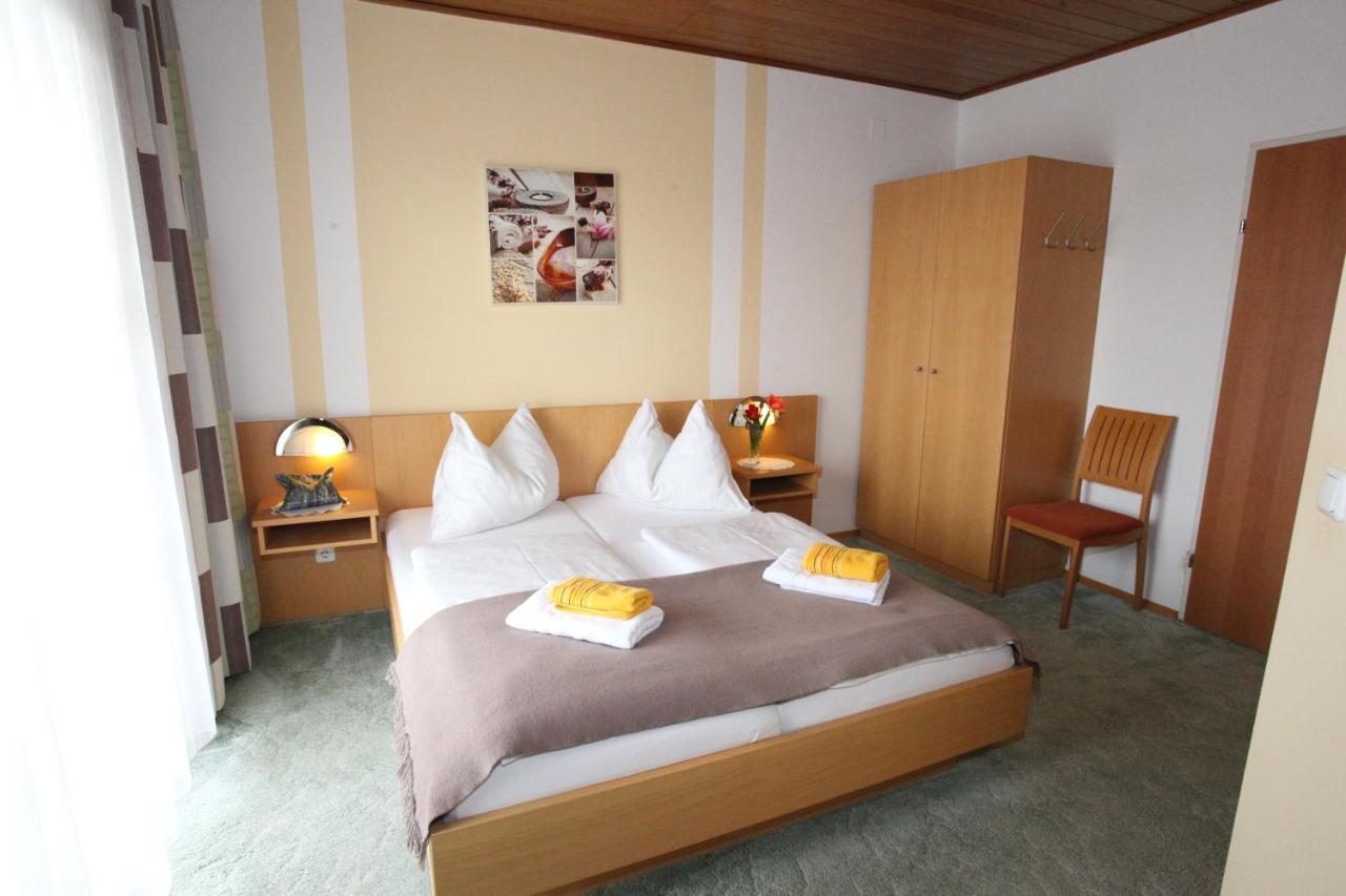Hotel & Fruehstueckspension Raabtal Feldbach  Ngoại thất bức ảnh