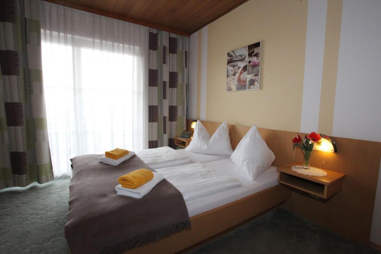 Hotel & Fruehstueckspension Raabtal Feldbach  Ngoại thất bức ảnh