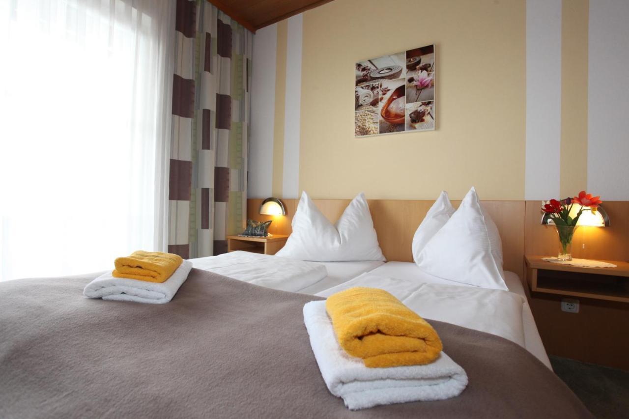 Hotel & Fruehstueckspension Raabtal Feldbach  Ngoại thất bức ảnh