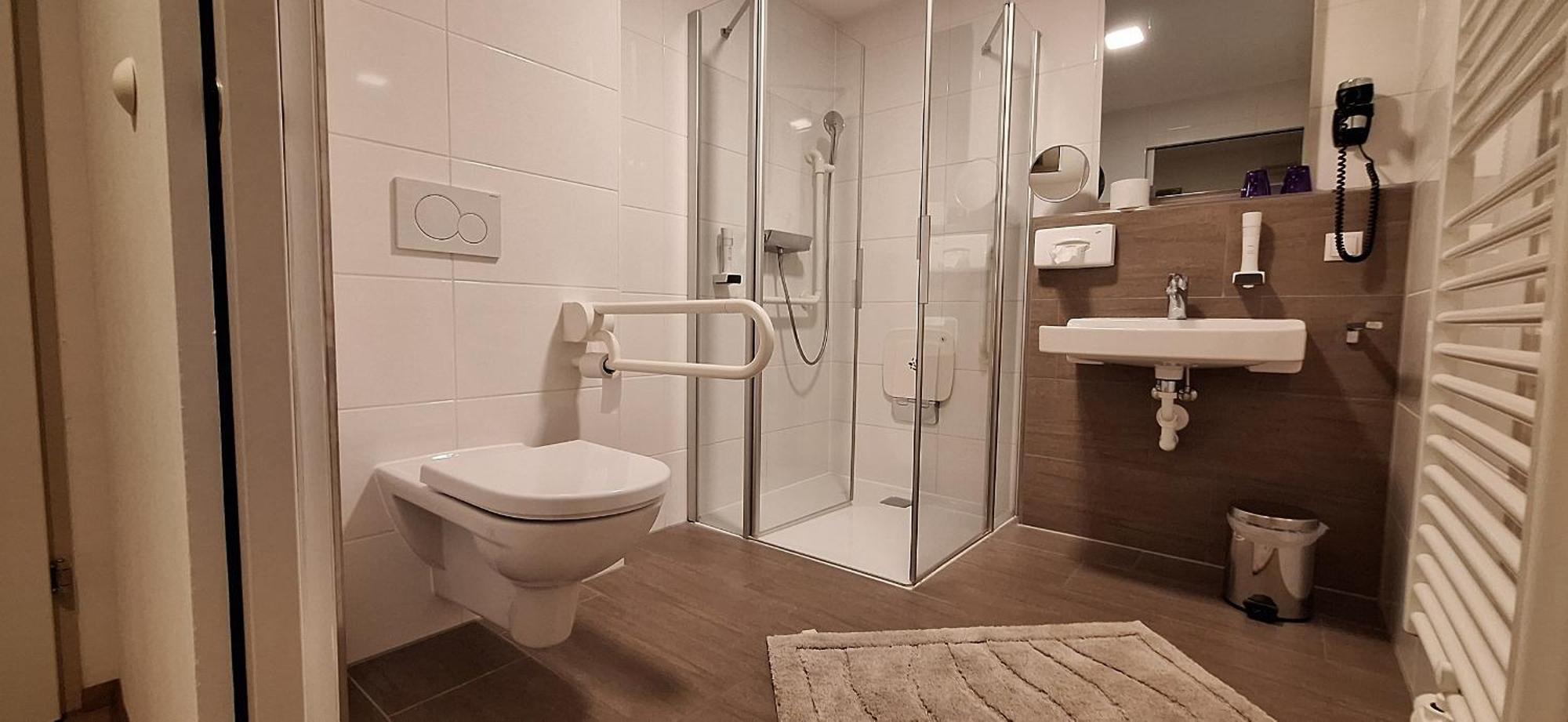 Hotel & Fruehstueckspension Raabtal Feldbach  Ngoại thất bức ảnh
